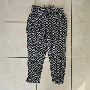 Black and white pants